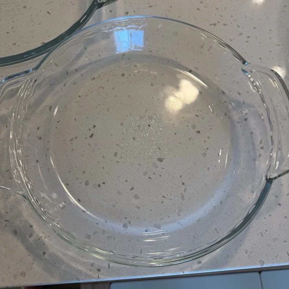 Anchor Hocking Ovenware 9 Inch Deep Pie Plates Set of 2 Glass Baking Dishes